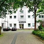Am Schloss Hotel 3*