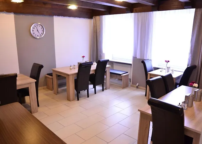 Am Schloss Paderborn